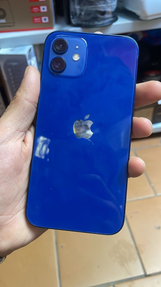 Смартфон iPhone 12 64 Gb
