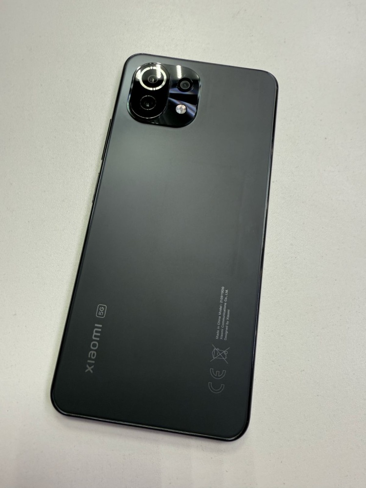 Смартфон Xiaomi MI 11Lite 5G