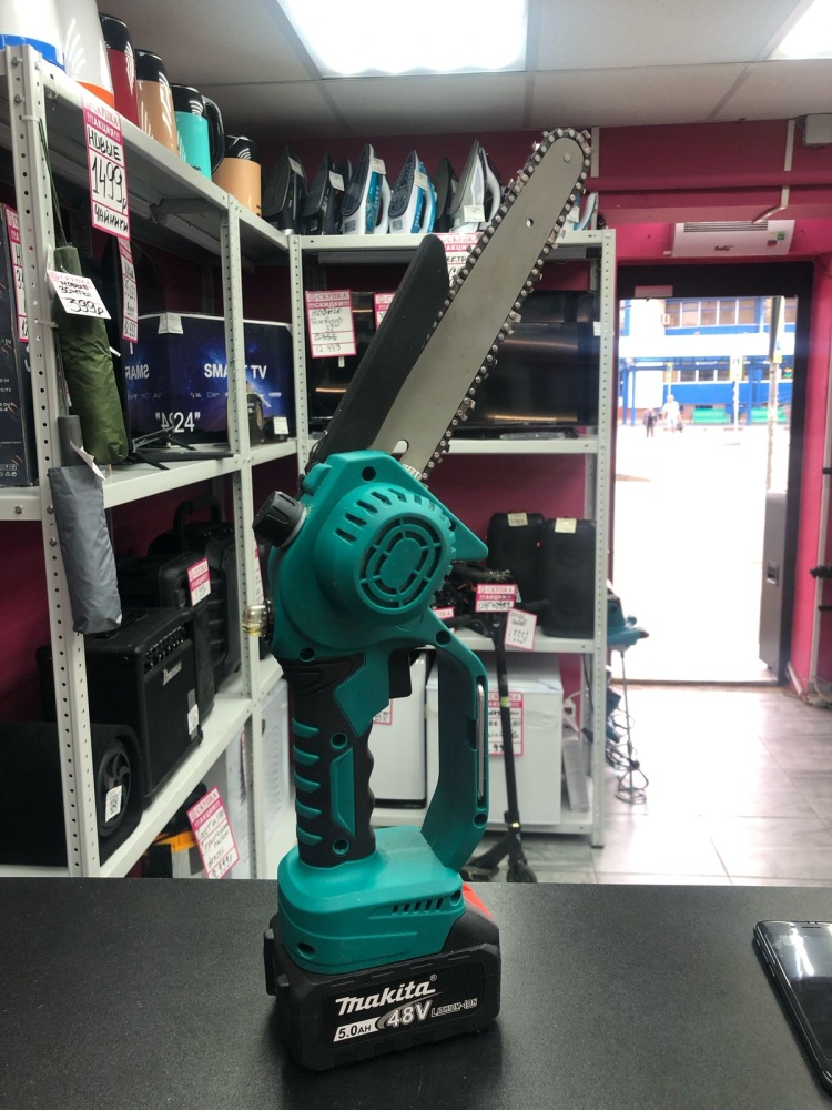 Сучкроез Makita