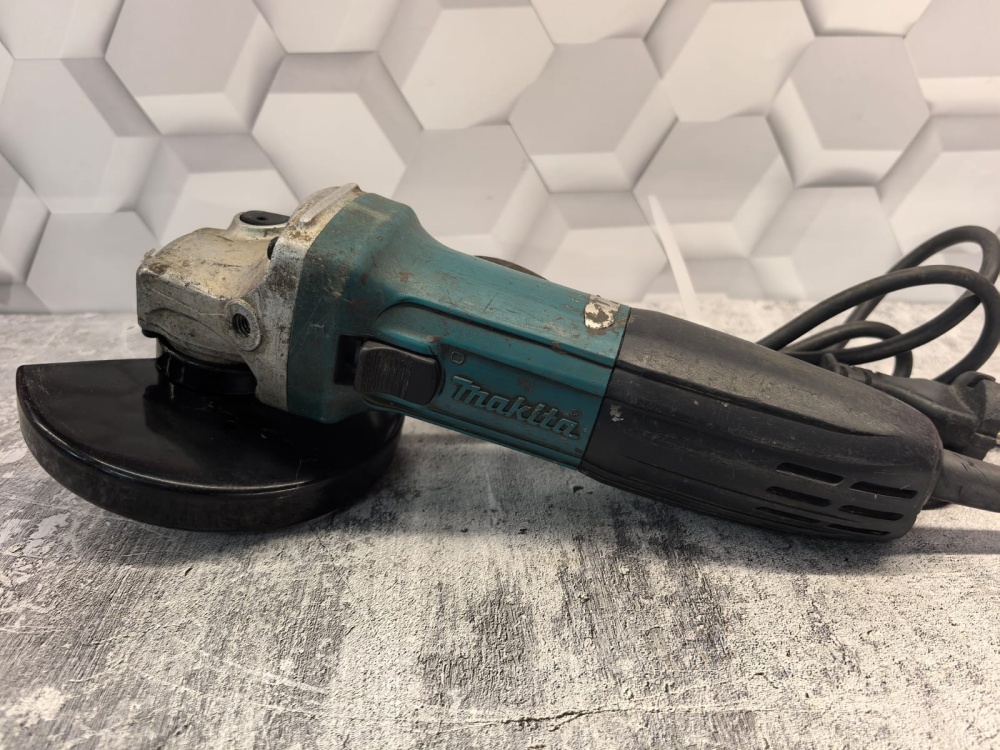 УШМ MAKITA GA5030