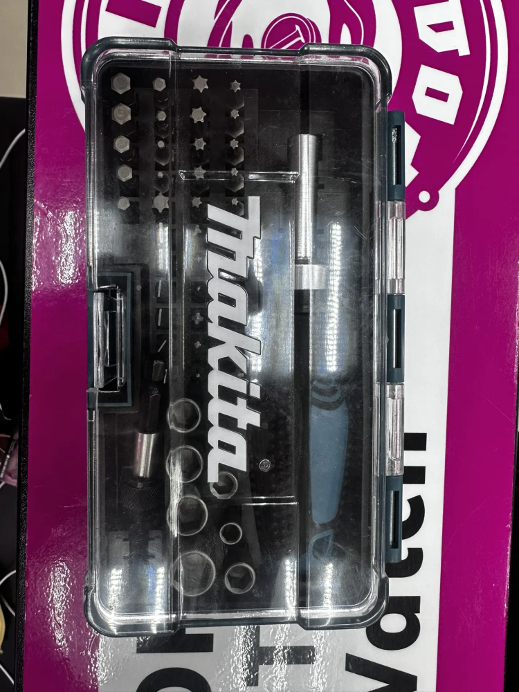 Набор головок Makita